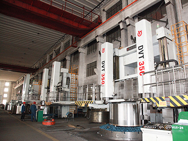 數(shù)控雙柱立式車床（四臺分別是Φ5m、Φ5m、Φ3.5m、Φ2.5m）